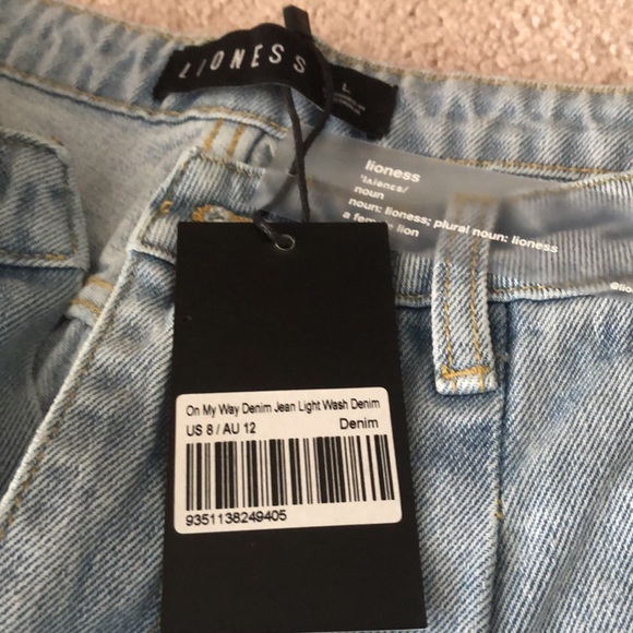 NWT On My Way Denim Jean Light Wash size US 8/AU 12 - Picture 4 of 9
